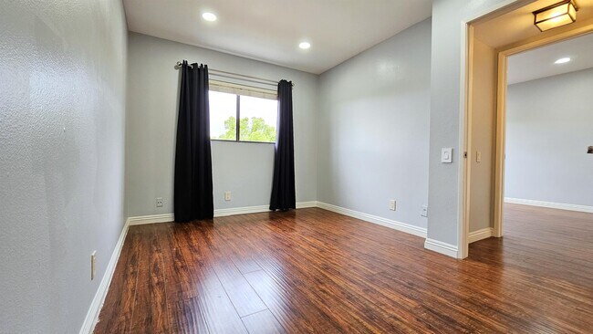 Building Photo - 8283 Willis Ave