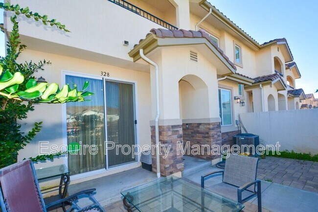 Building Photo - 328 Newbury Vista Ln