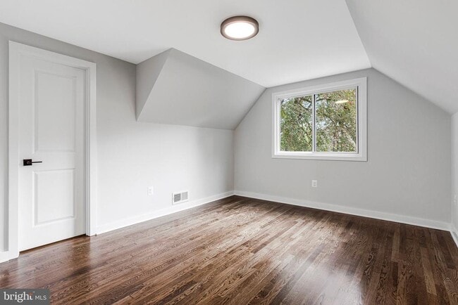 Building Photo - 5511 Callander Dr