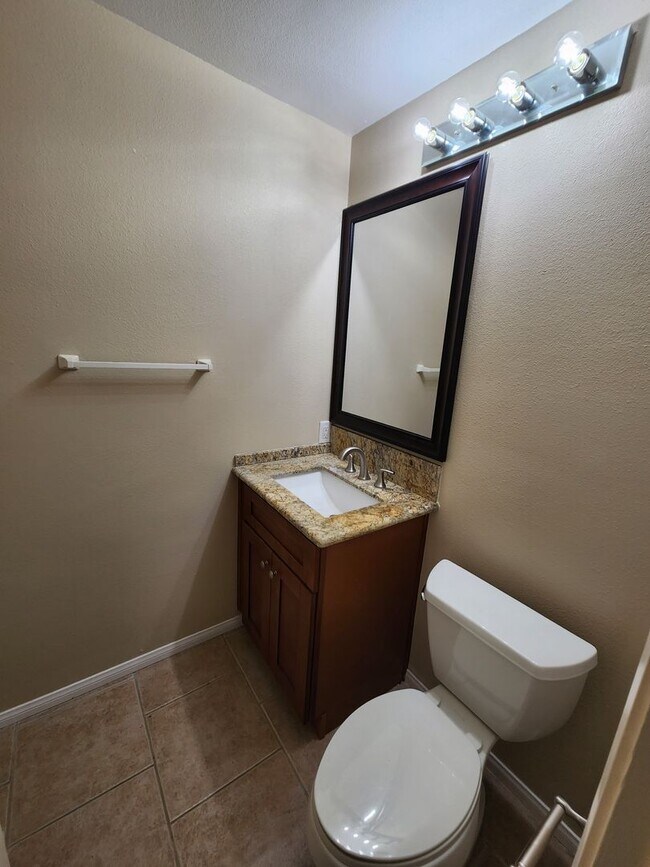 Building Photo - 3 BR Home Plus Loft Area in Rancho Penasquitos