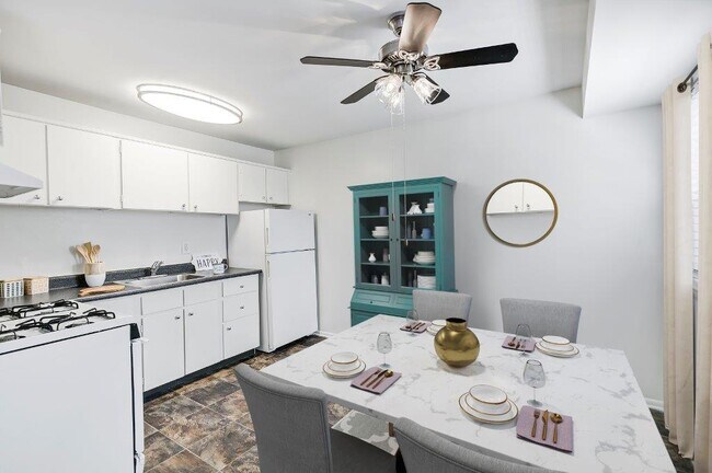 Primary Photo - Longview Apartment Homes