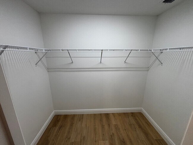 Building Photo - New 3/2 Home built in 2025