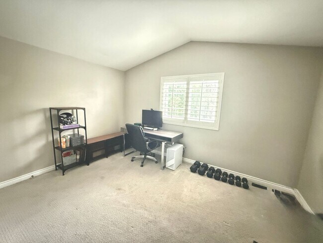 Building Photo - Spacious 4-Bedroom Home with Solar and Luxury Amenities in Northpark!