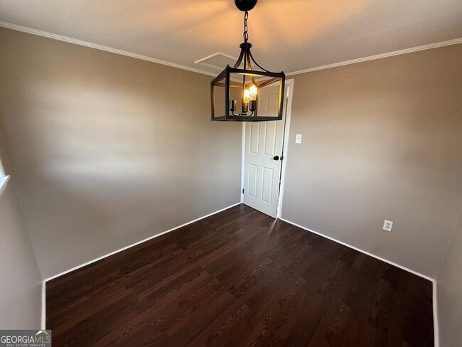 Building Photo - 412 Roberson St