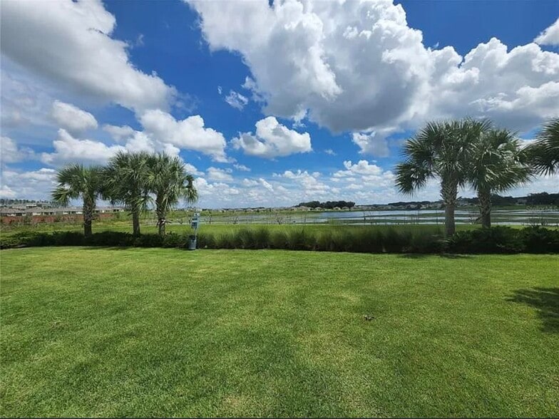 Building Photo - 2881 Black Birch Dr