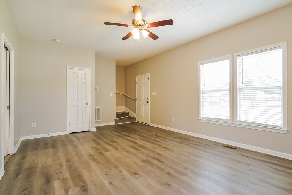 Building Photo - 501 Oak Dare Ln