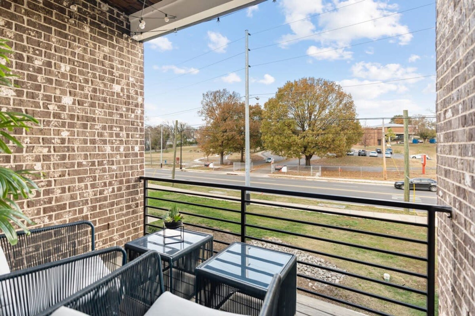 Building Photo - 505 Wedgewood Ave