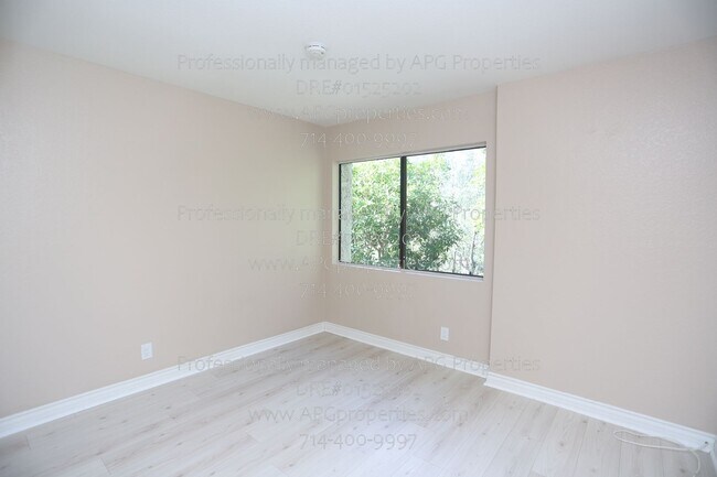 Building Photo - 2000 W Palmyra Ave