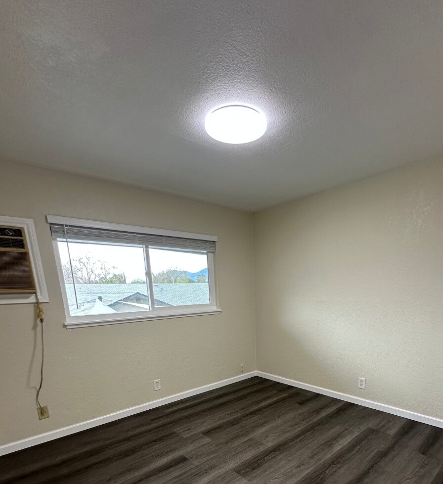 Building Photo - 3142 Grant St