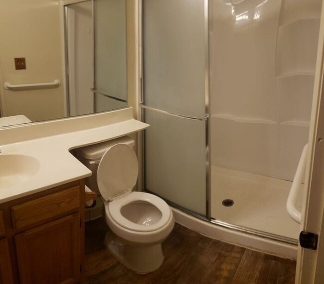 Building Photo - Sparks 3 bed 2 bath 2 car garage home located near The Marina For Rent