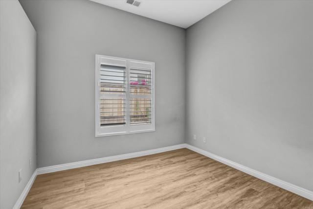 Building Photo - 2318 Fallbrook Pl