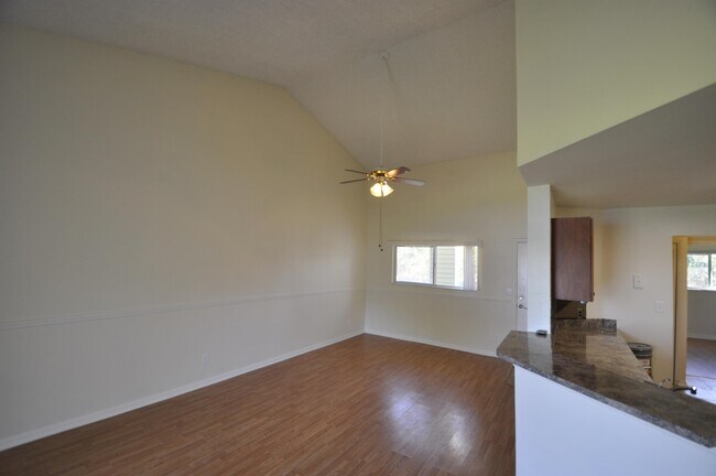 Building Photo - 3453 NW 44th St