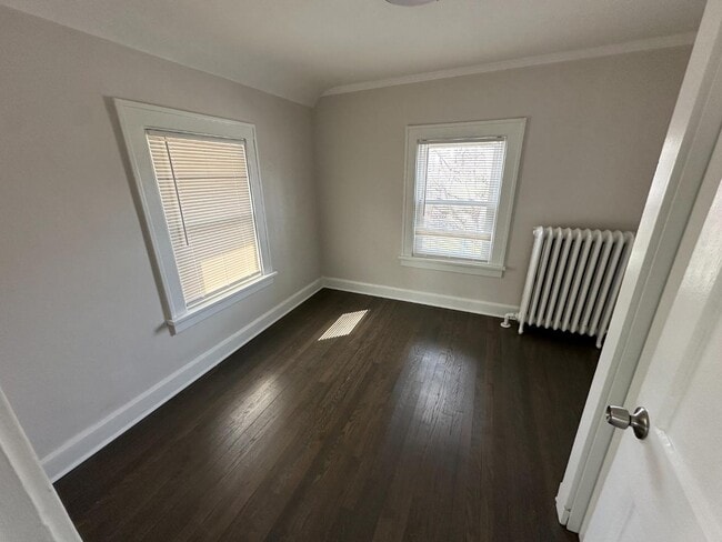 Building Photo - 416 N Central Ave