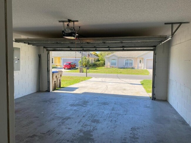 Building Photo - 217 Chadworth Dr
