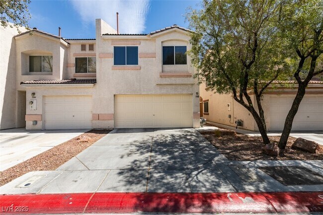 Building Photo - 3340 Cheyenne Gardens Way