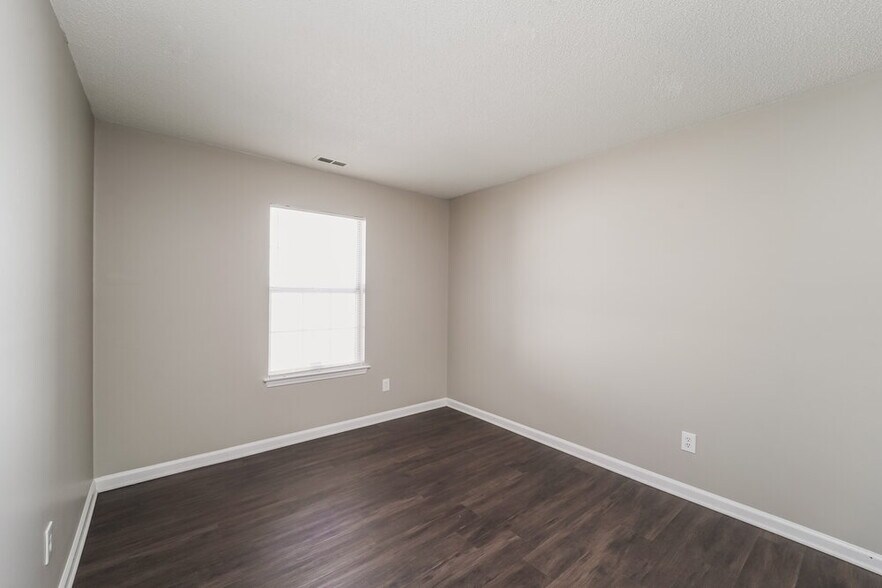 Building Photo - 11718 Long Forest Dr