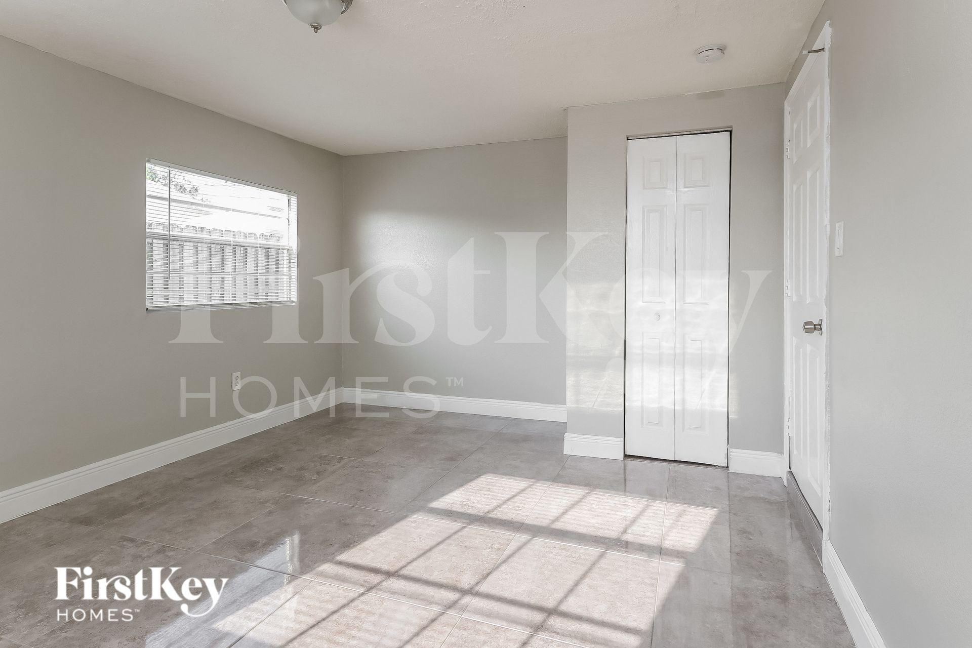 Building Photo - 1357 Drexel Rd