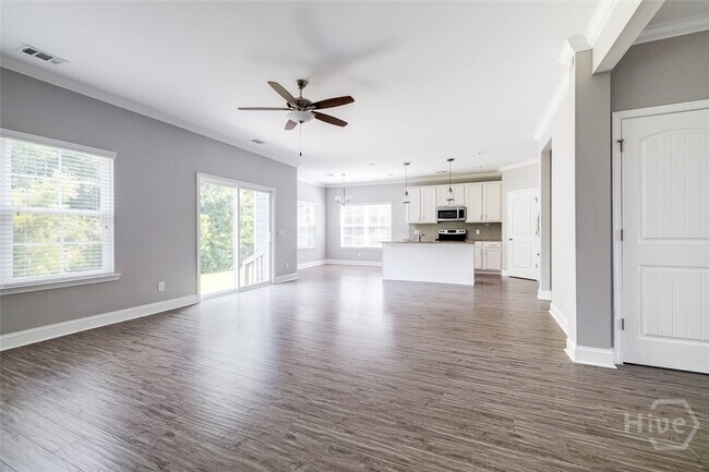 Building Photo - 225 Beckley Dr