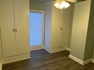 Building Photo - 605 Van Buren St