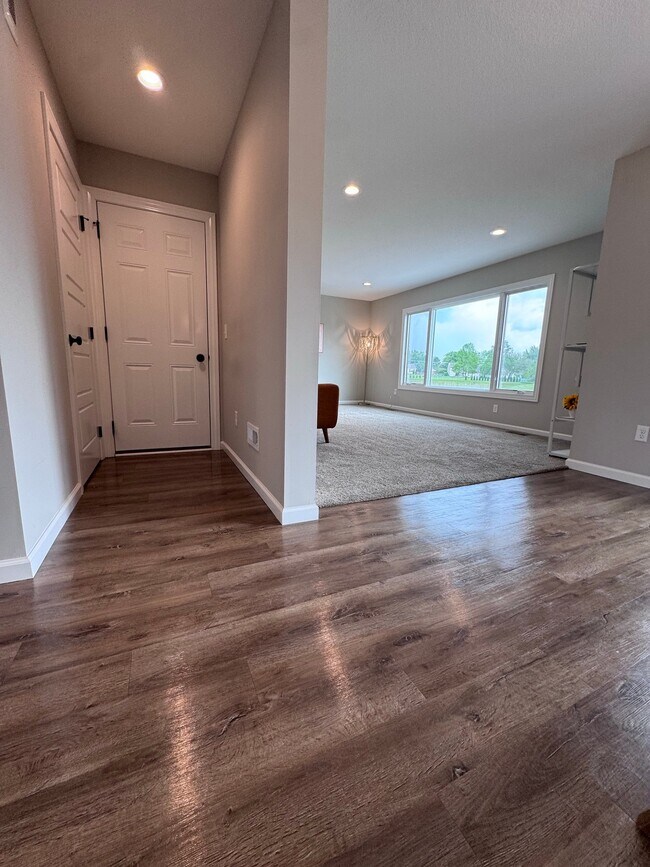 Building Photo - 17171 Delancey Ct