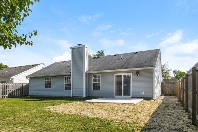 Building Photo - 14 Lake Dr N