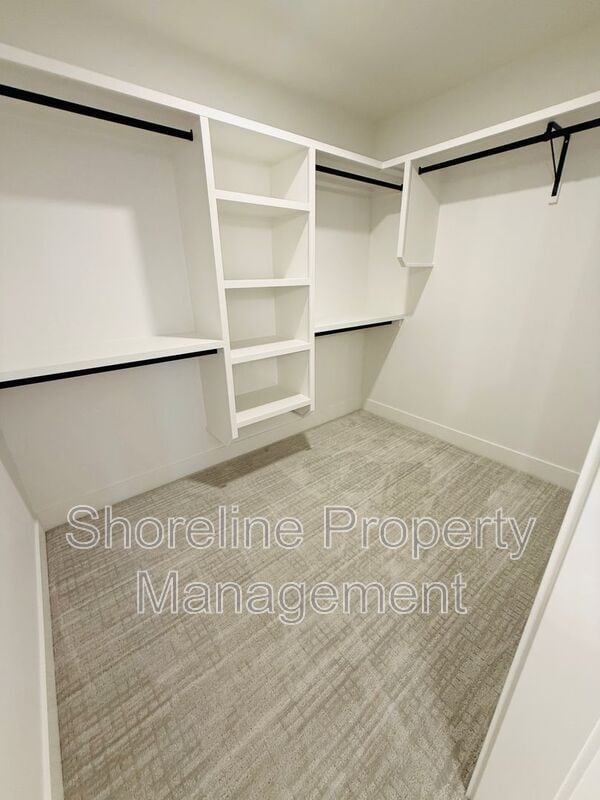 Building Photo - 2009 Freya Ct