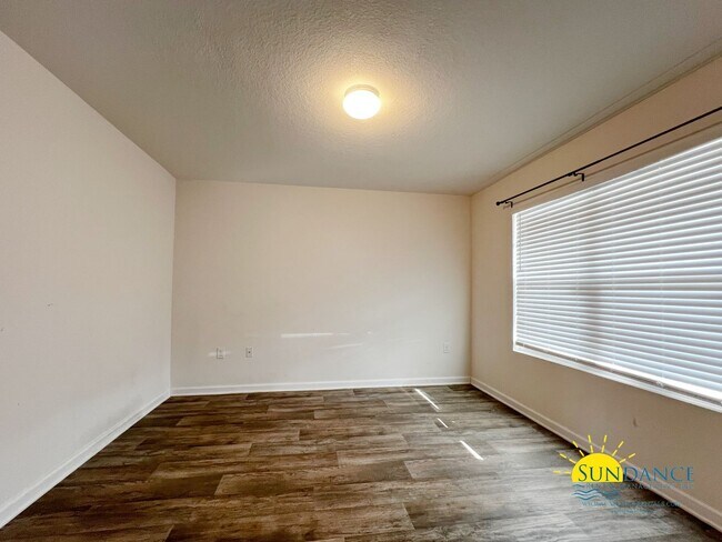 Building Photo - 930 Merganser Way
