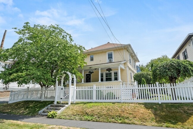 Primary Photo - 196 Waverly Rd