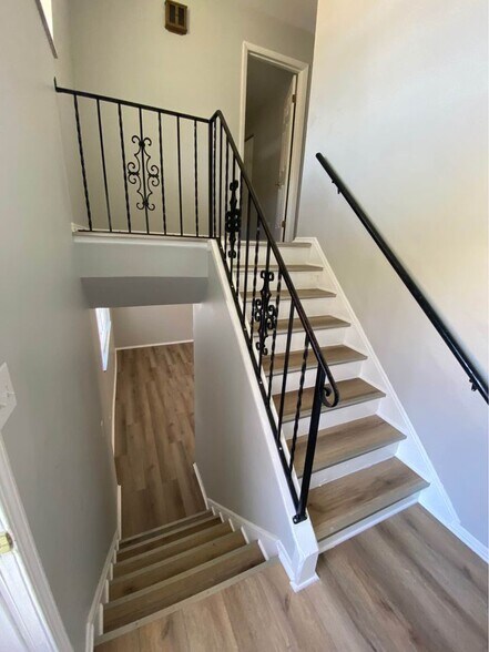 Building Photo - 101 Park Pl