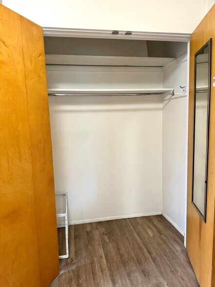 Building Photo - 5042 11th Ave NE