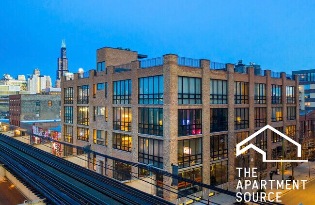 Building Photo - 175 N Ada St