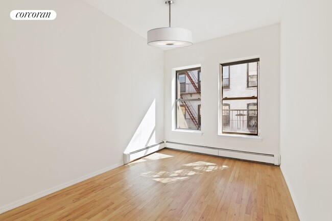 Building Photo - 201 St James Pl