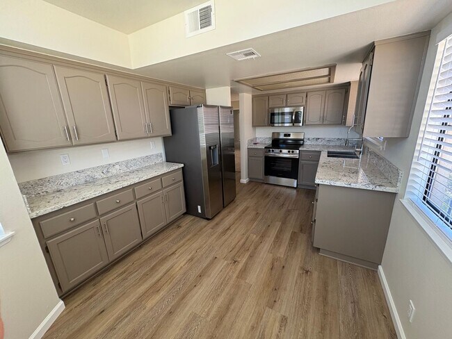 Building Photo - Spacious 2 Bedroom Home in Desirable Jess Ranch Community