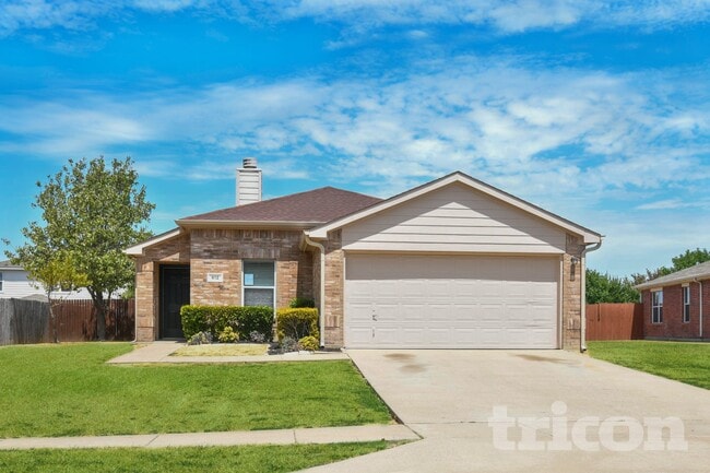 Building Photo - 612 Rockbrook Dr