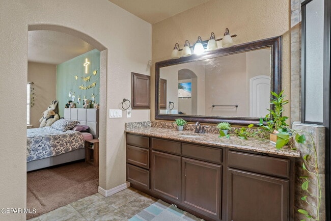 Building Photo - 3845 Tierra Campa Dr