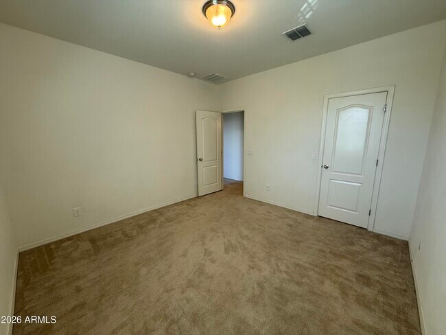 Building Photo - 4258 E Pony Ln