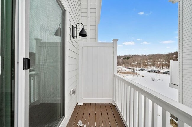 Building Photo - 305 Gable Court