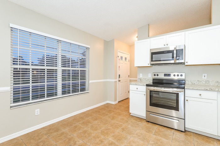 Building Photo - 2345 Captain Dr