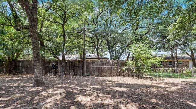 Building Photo - 6500 Melinda Dr