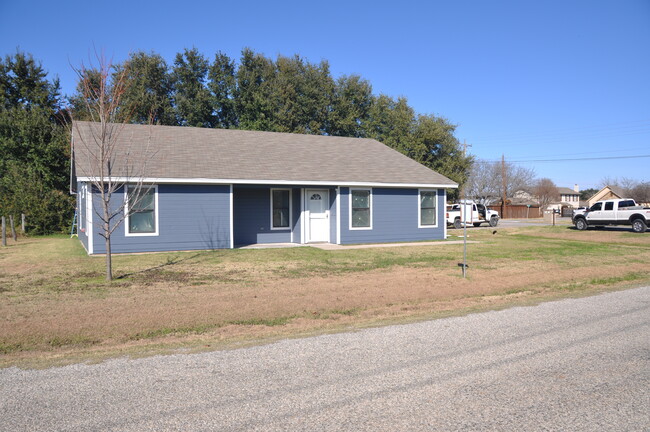 Building Photo - 1713 E Apache Trail