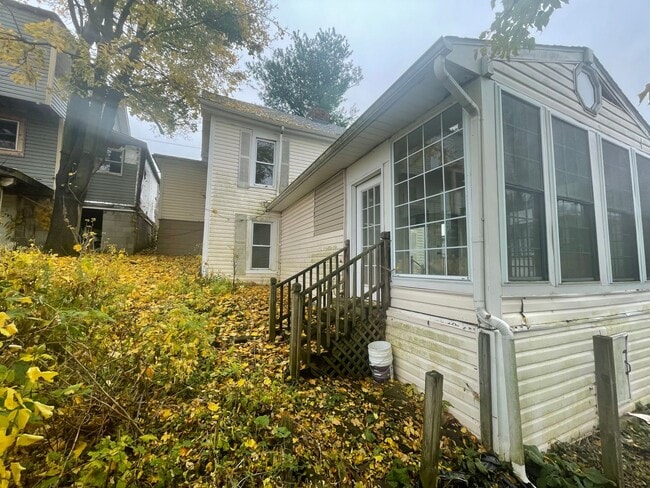 Building Photo - COMING SOON! This is a Lease-to-Own – Not ...