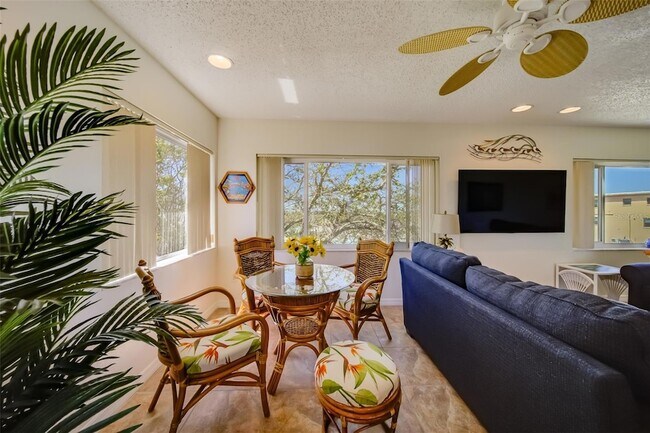 Building Photo - 18111 1st St E