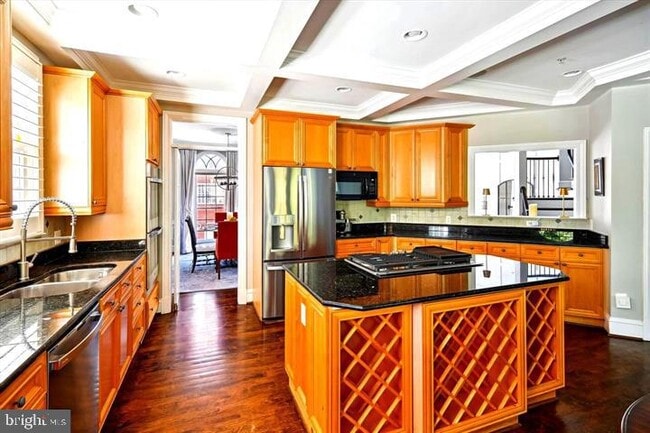 Building Photo - 20366 Fallsway Terrace