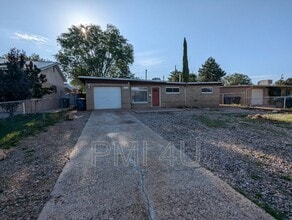 Building Photo - 2900 Parsifal St NE