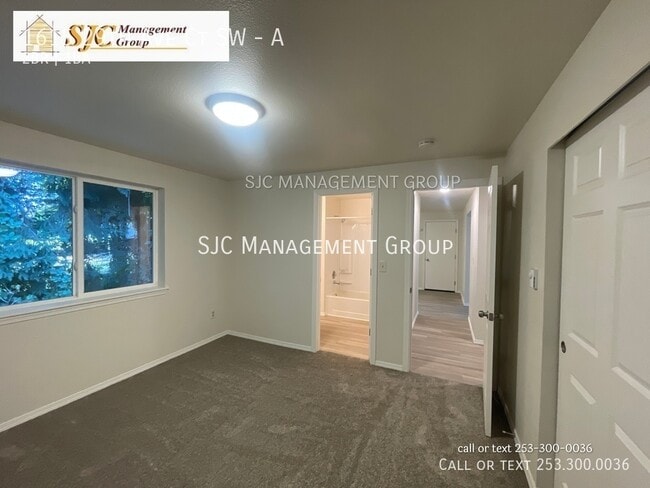 Building Photo - 1615 29 Ave Ct SW