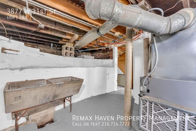 Building Photo - 3877 W 31st St