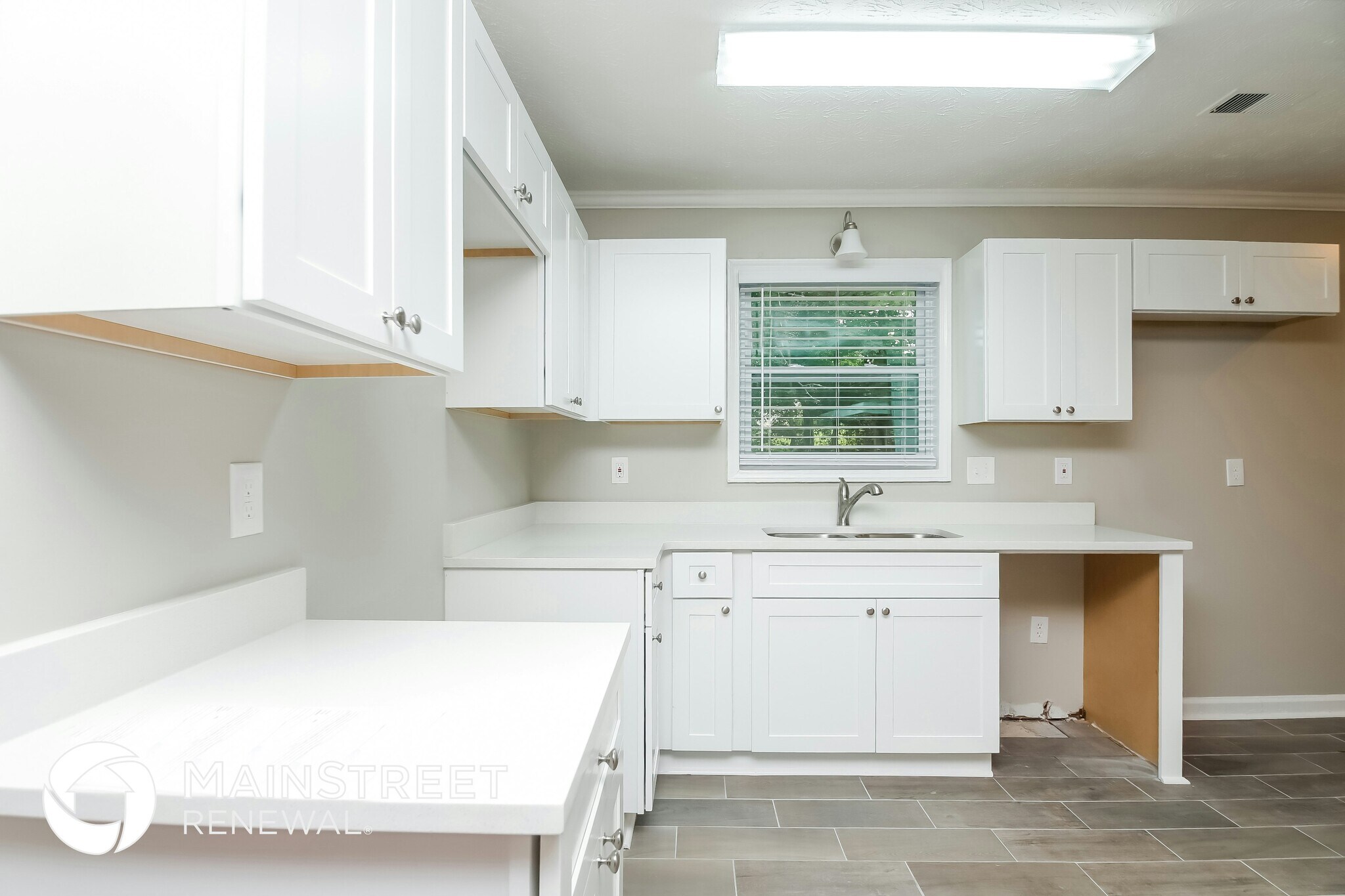 Building Photo - 3075 Palomino Dr