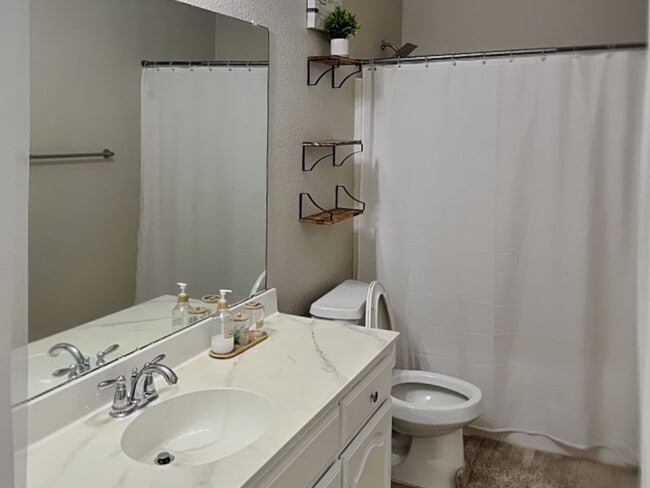 Building Photo - Charming Corner Lot Home in The Villages at Edgecliff – Crowley ISD!