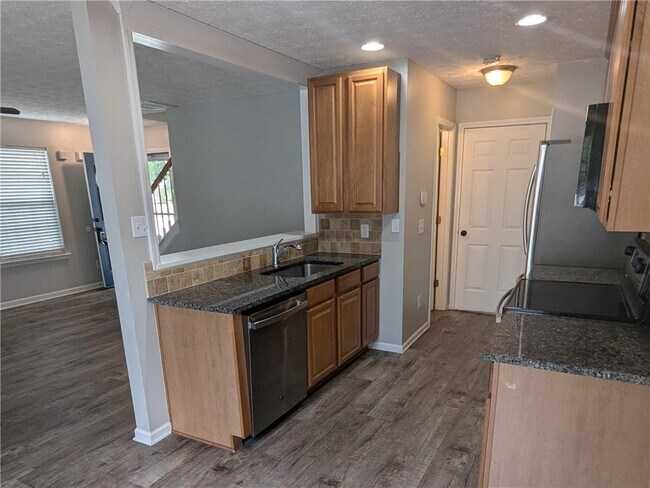 Building Photo - 5710 Ridge Stone Way