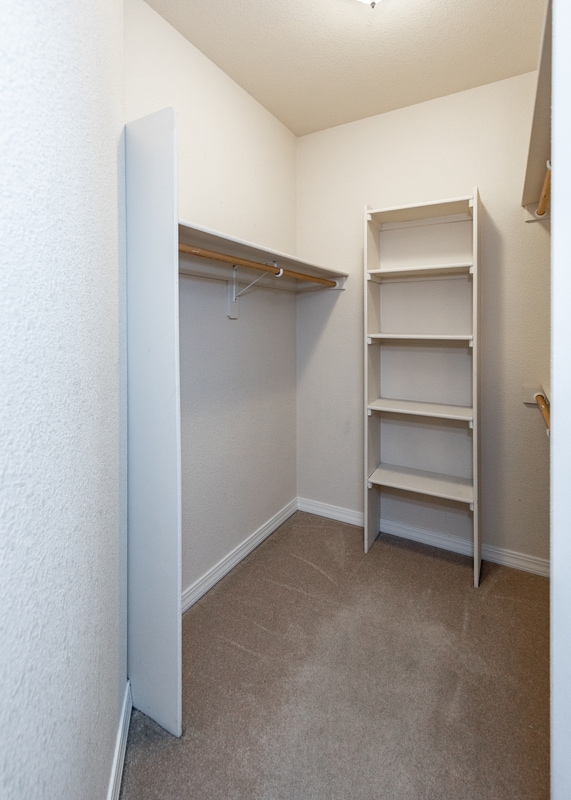 Building Photo - 5607 University Village View